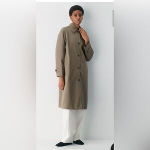 Elegant Tan Aritzia Trench Coat for Women